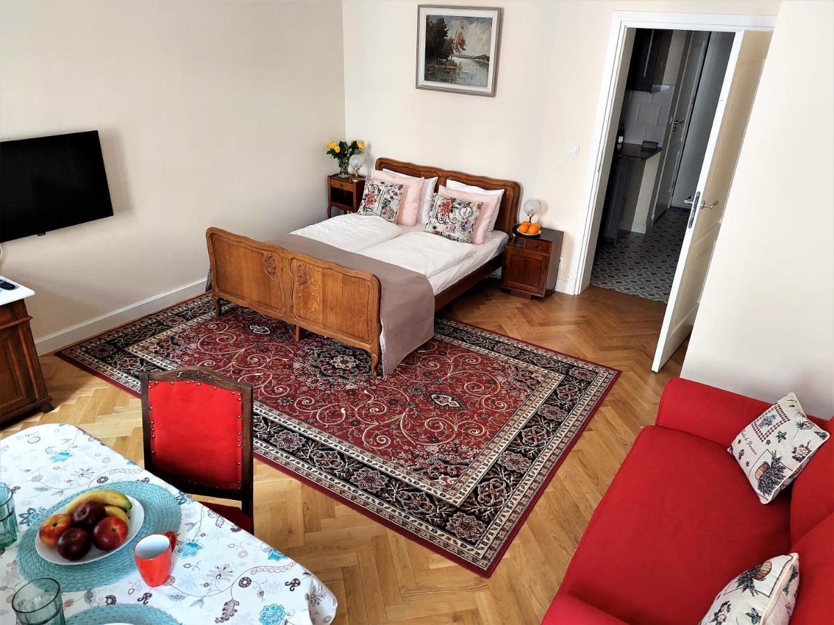 Apartamenty Metro Praga Warsaw Exterior photo