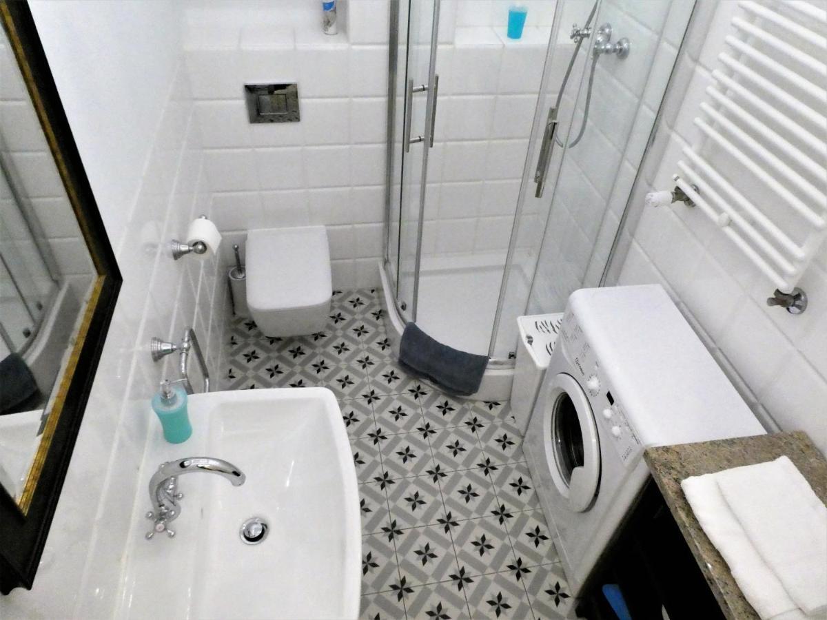 Apartamenty Metro Praga Warsaw Exterior photo